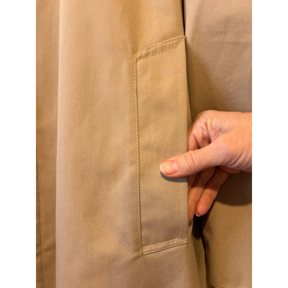 VTG London Fog Trench Coat 40R Beige Removable Pile Lining Old Money - Picture 13 of 13